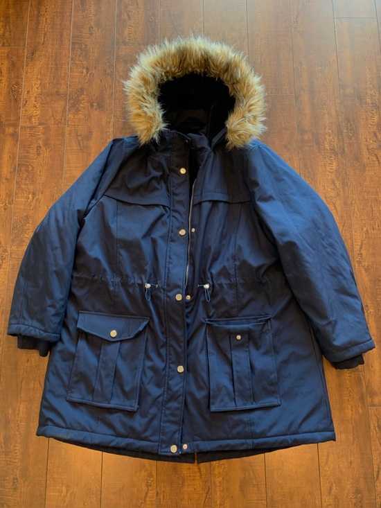 Time and Tru Jackets & Blazers - 2X Time and Tru Women's Heavyweight Anorak Jacket with Faux Fur Trimmed Hood